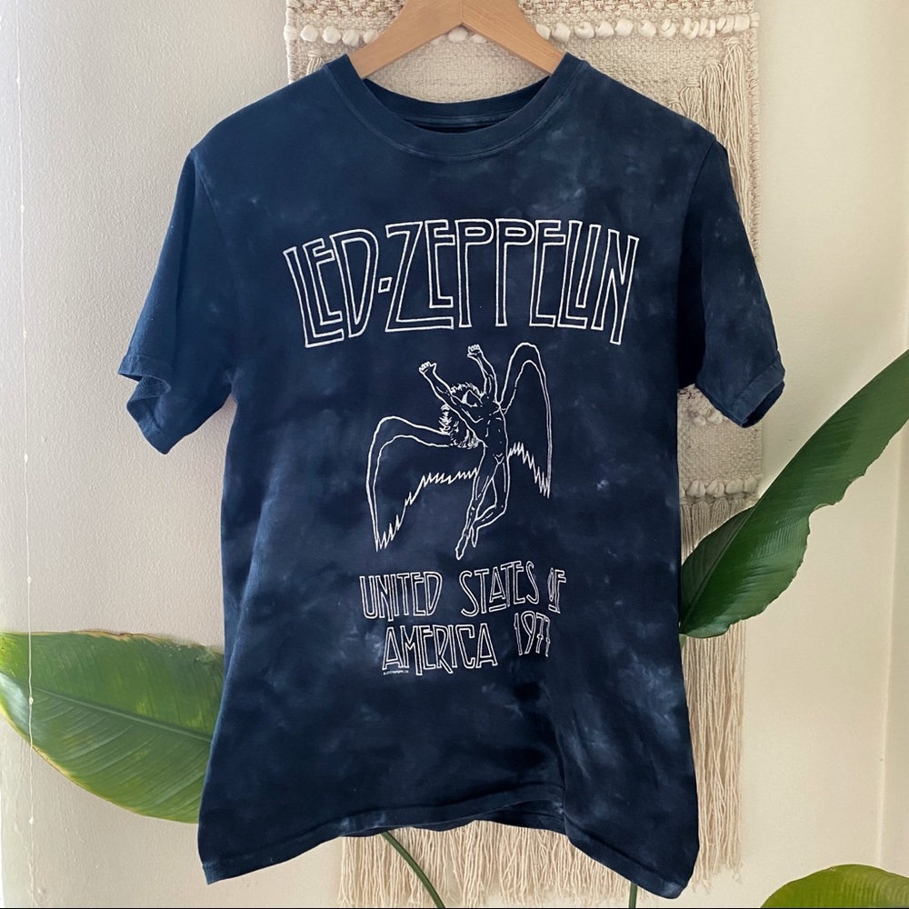 Led Zeppelin T-shirt